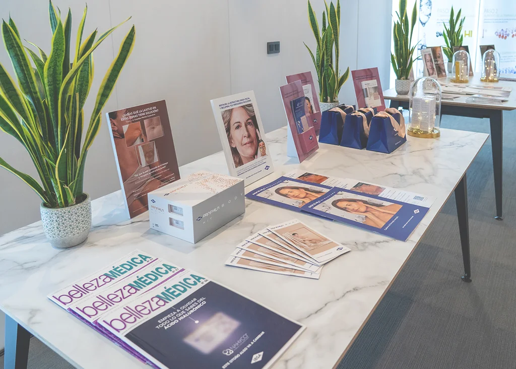 Promoción de productos comercializados por la compañía